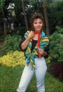 Somy Ali Hot Sexy Bikini Stills