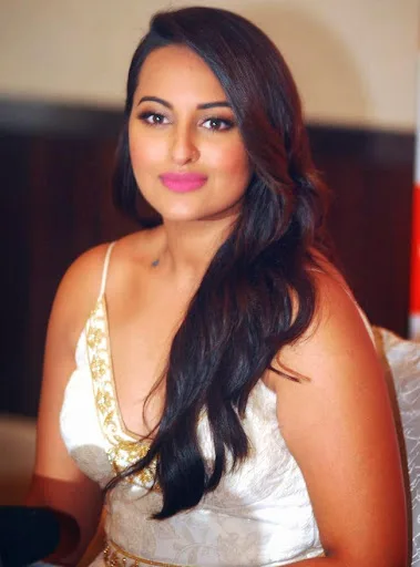 Sonakshi Sinha Hot Image