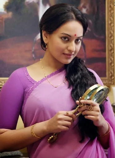 Sonakshi Sinha Hot Sexy Bikini Wallpapers