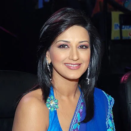 Sonali-Bendre-Hot-Bikini-Images