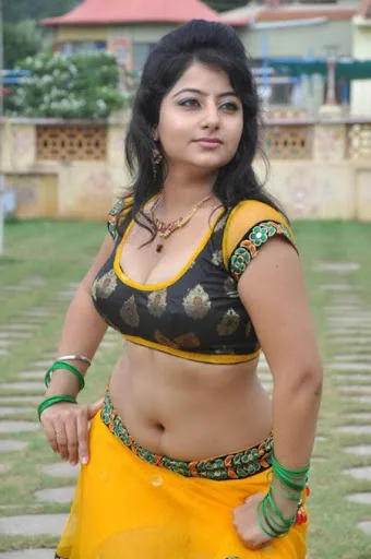 Sonu-Hot-Bikini-Pic