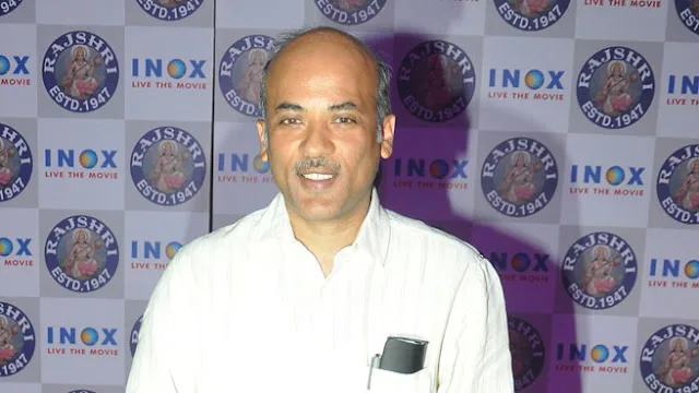 Sooraj R. Barjatya Biography, Height, Weight, Movie List, Age, Wiki