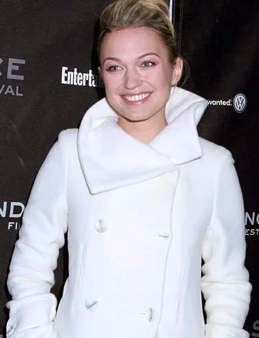 Sophia Myles Hot Sexy Bikini Pics