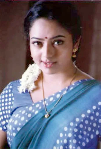 Soundarya-Hot-Bikini-Photo-Gallery