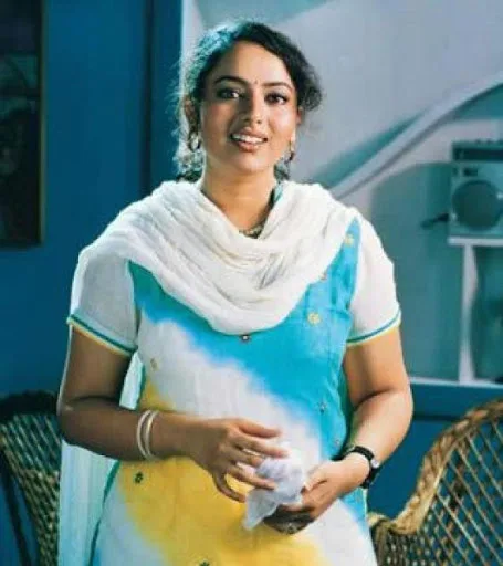 Soundarya-Hot-Bikini-Photos