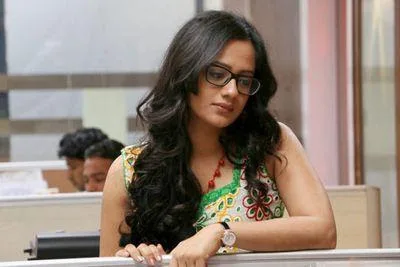 Spruha-Joshi-Hot-Bikini-Photos