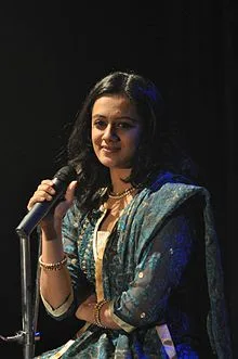 Spruha-Joshi-Hot-Bikini-Pictures
