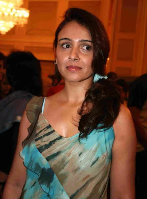 Suchitra Krishnamurthy Hot Bikini Image Gallery, Images, Photos, Pics