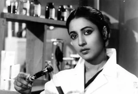 Suchitra-Sen-Hot-Bikini-Pics