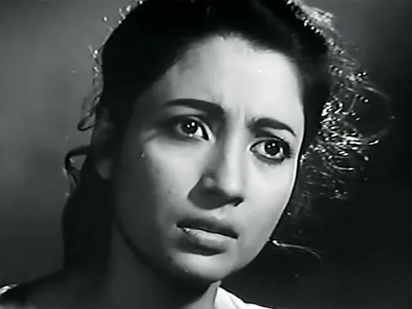 Suchitra-Sen-Hot-Bikini-Still