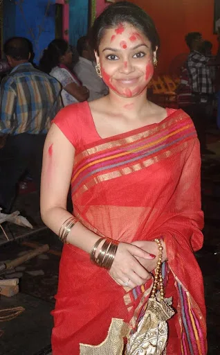 Sumona Chakravarti Hot Sexy Bikini Photos