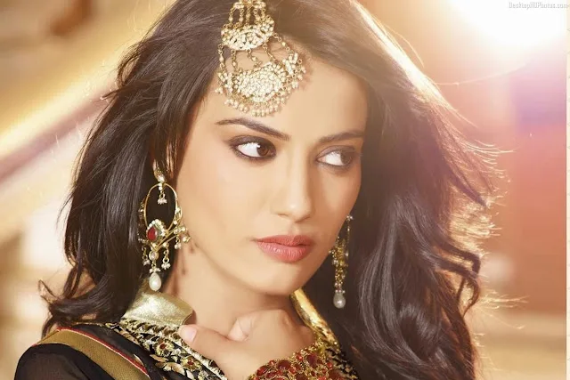Surbhi-Jyoti-Hot-Bikini-Images