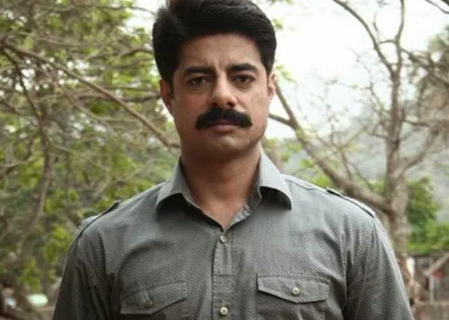 Sushant Singh Hot Scene Shirtless Body Image Gallery