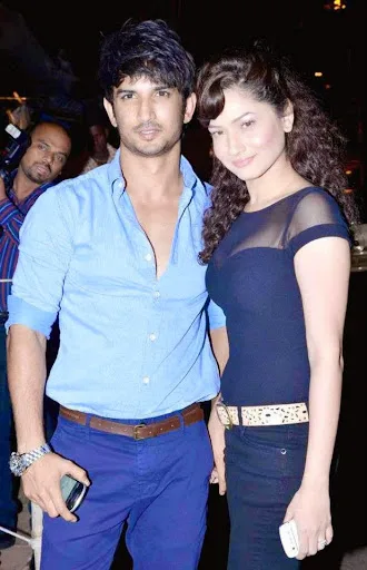 Sushant Singh Rajput Hot Photo Gallery, Naval Photos, Family Pics, Stills