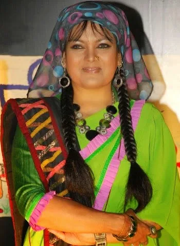 Sushmita-Mukherjee-Hot-Bikini-Pics