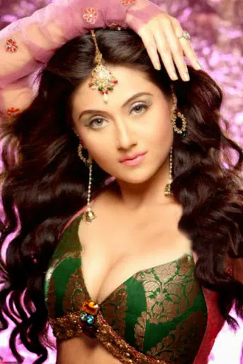 Swastika-Mukherjee-hot-Sexy-Bikini-Images