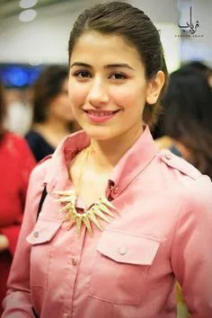 Syra Yousuf Hot Sexy Bikini Pictures