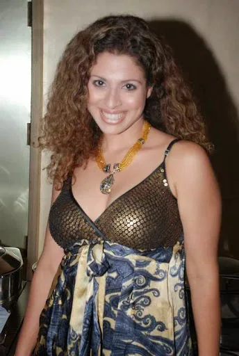 Tanaaz Irani Hot Bikini Image Gallery, Images, Photos