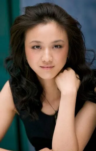 Tang Wei Hot Sexy Bikini Wallpapers