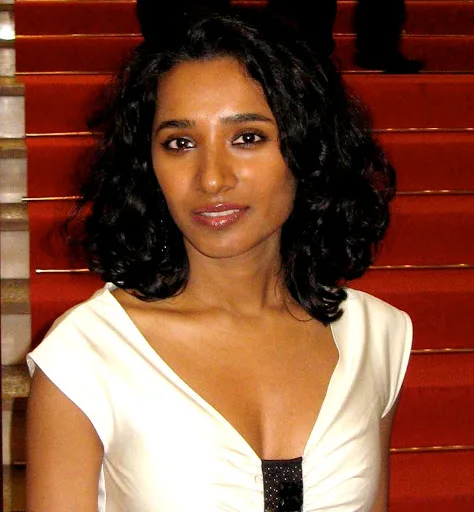 Tannishtha Chatterjee Hot Bikini Image Gallery, Images, Photos, Pics
