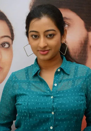 Tejaswini-Prakash-Hot-Bra-Images