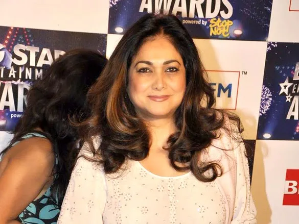 Tina-Munim-Hot-Bikini-Still