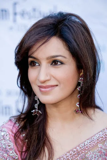 Tisca Chopra Hot Bikini Image Gallery, Images, Photos, Pics, Bra