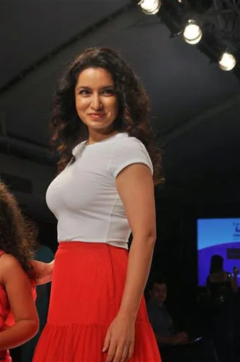 Tisca-Chopra-Hot-Bikini-Pics