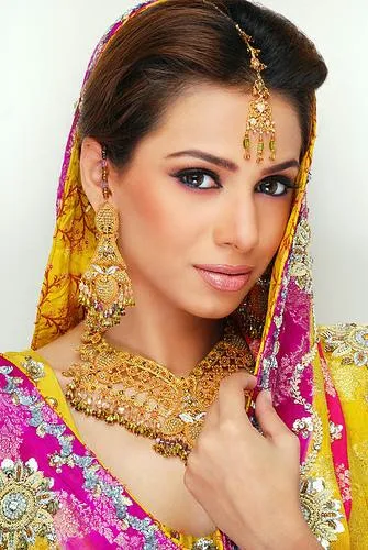 Tooba Siddiqui Hot Gallery, Bikini Images, Photos, Pics