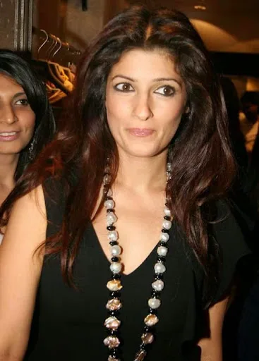 Twinkle Khanna Hot Bikini Image Gallery, Images, Photos, Pics