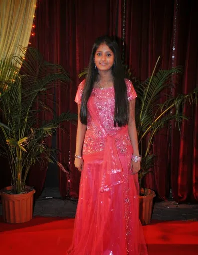 Ulka-Gupta-Hot-Photo-Gallery