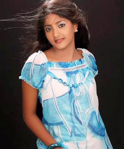 Ulka-Gupta-Hot-Bikini-Pics