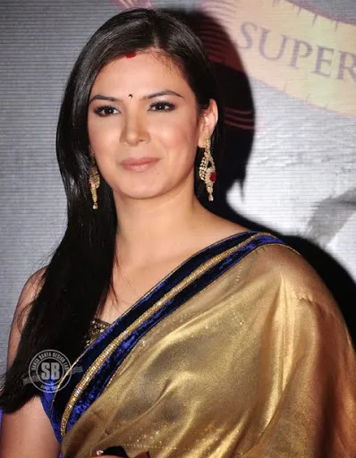 Urvashi-Sharma-hot-Bra-Images