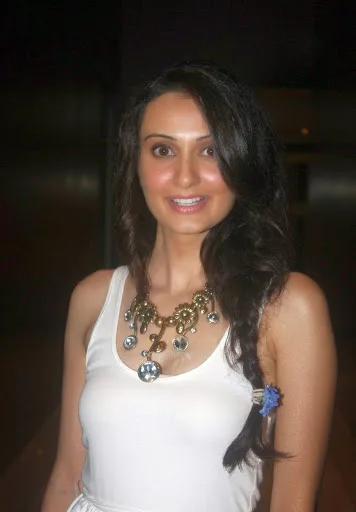 Vaishali-Desai-hot-Sexy-Bikini-Still