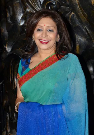 Vandana-Gupte-Hot-Bikini-Wallpapers