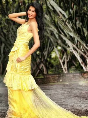 Vandita-Shrivastava-Hot-Sexy-Bikini-Wallpaper