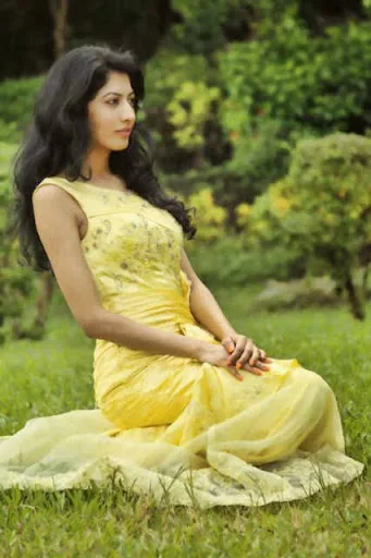 Vandita-Shrivastava-Hot-Sexy-Bikini-Wallpapers
