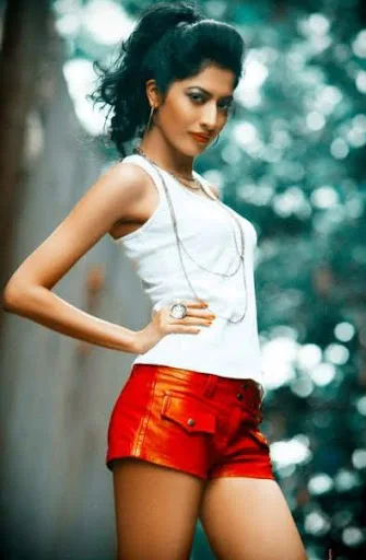 Vandita-Shrivastava-Hot-Sexy-Bikini-Photo