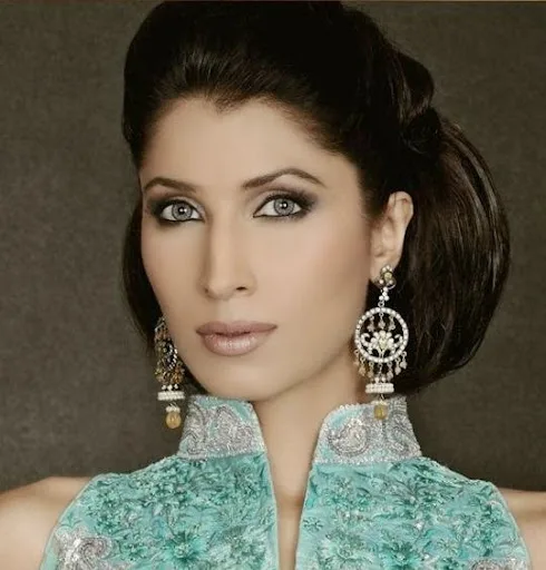 Vaneeza Ahmad Hot Gallery, Bikini Images, Photos, Pics