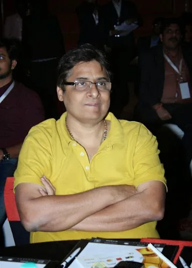 Vashu Bhagnani Hot Scene Shirtless Body Pictures