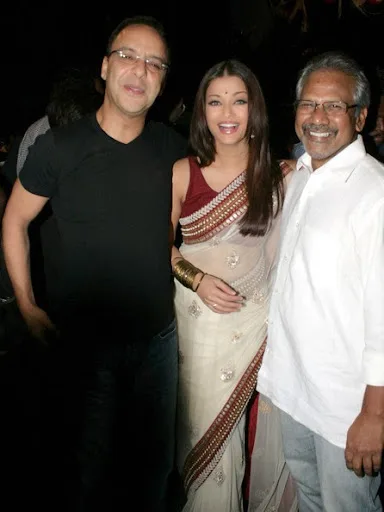 Vidhu Vinod Chopra Hot Wallpaper