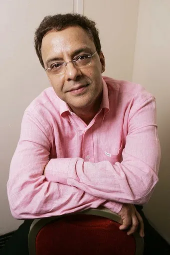 Vidhu Vinod Chopra Hot Photo