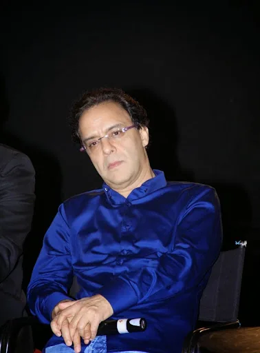 Vidhu Vinod Chopra Hot Photos