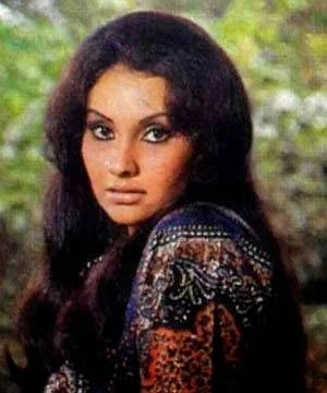 Vidya-Sinha-Hot-Bikini-Photo