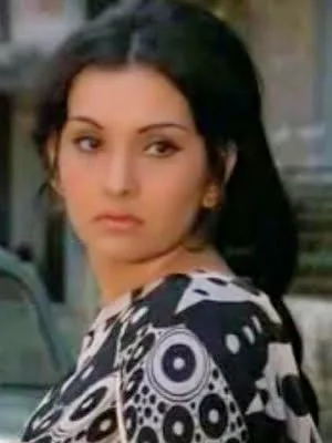 Vidya-Sinha-Hot-Bikini-Pics