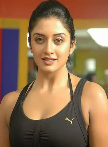 Vimala-Raman-Hot-Bikini-Wallpapers