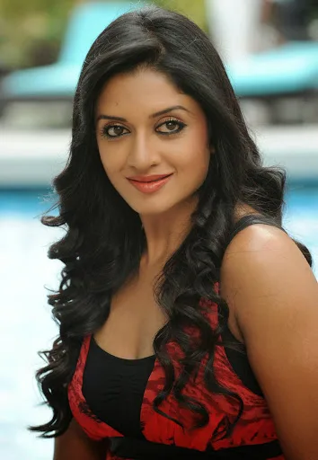 Vimala-Raman-Hot-Bikini-Photos