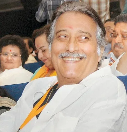 Vinod Khanna Hot Wallpapers