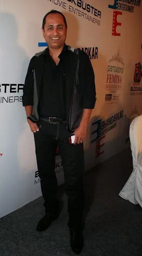 Vipul Amrutlal Shah Photo