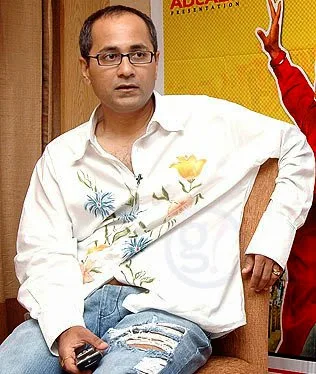 Vipul Amrutlal Shah Pics